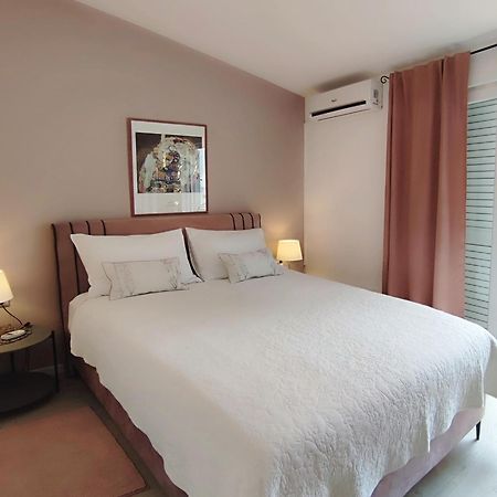 Apartments Divna Baška Voda Екстериор снимка