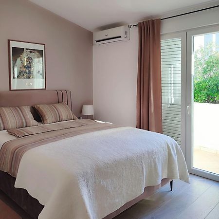 Apartments Divna Baška Voda Екстериор снимка
