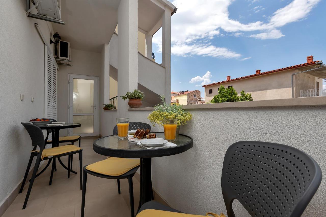 Apartments Divna Baška Voda Екстериор снимка