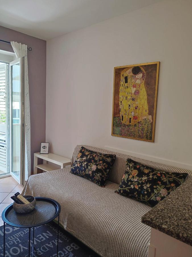 Apartments Divna Baška Voda Екстериор снимка