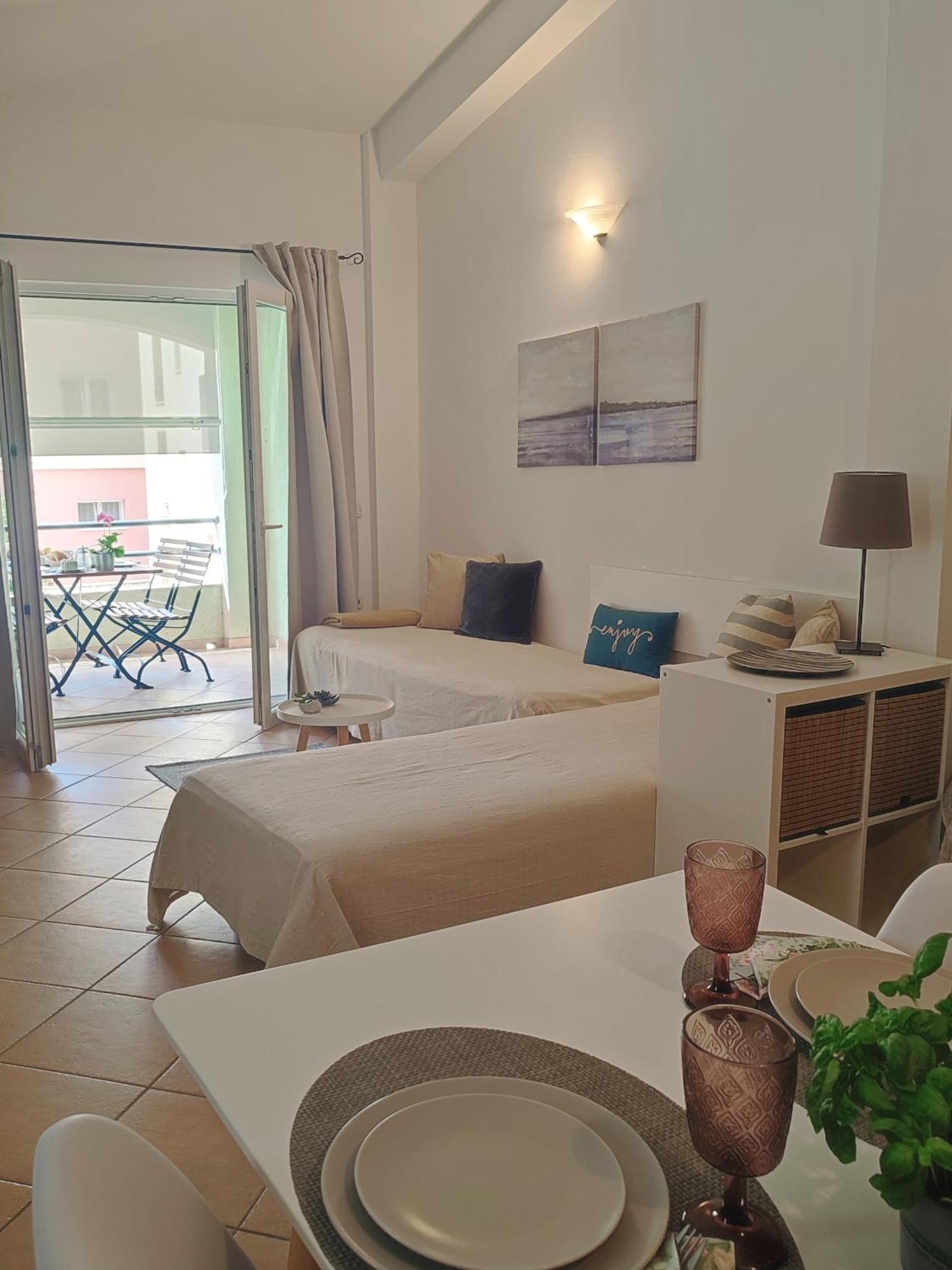 Apartments Divna Baška Voda Екстериор снимка