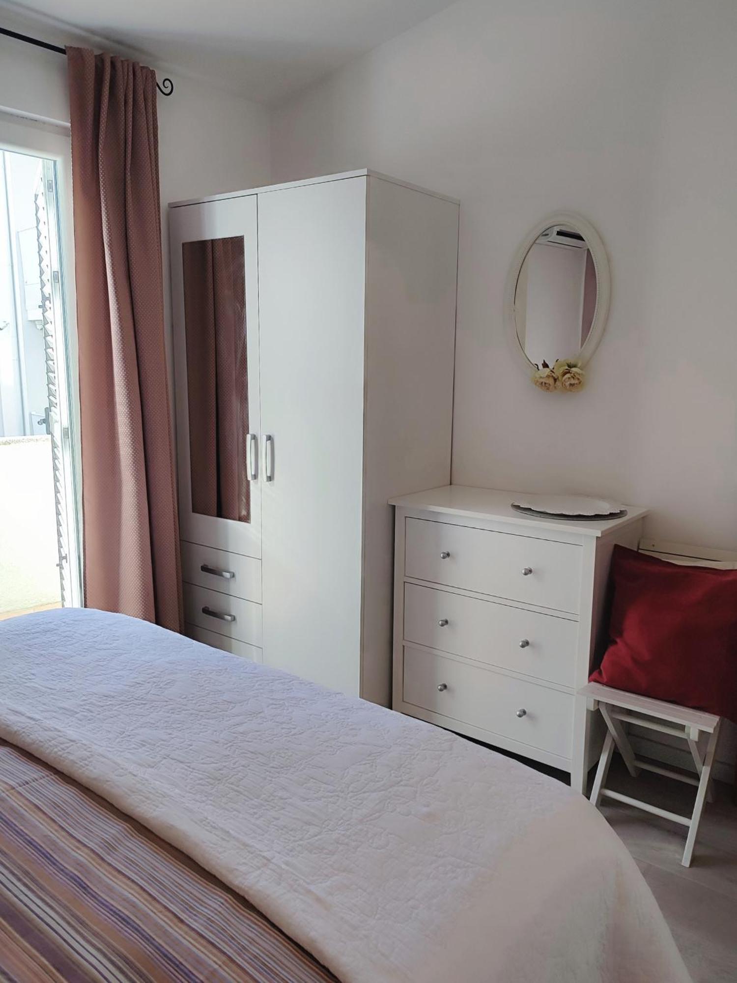 Apartments Divna Baška Voda Екстериор снимка
